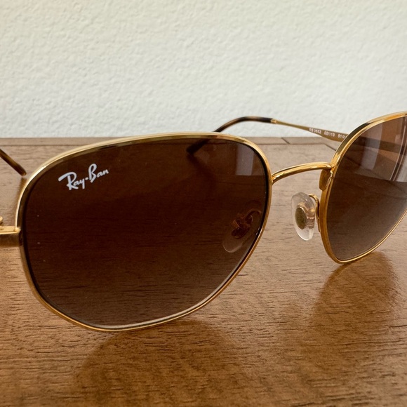 Ray-Ban Hexagonal Sunglasses - Picture 6 of 11